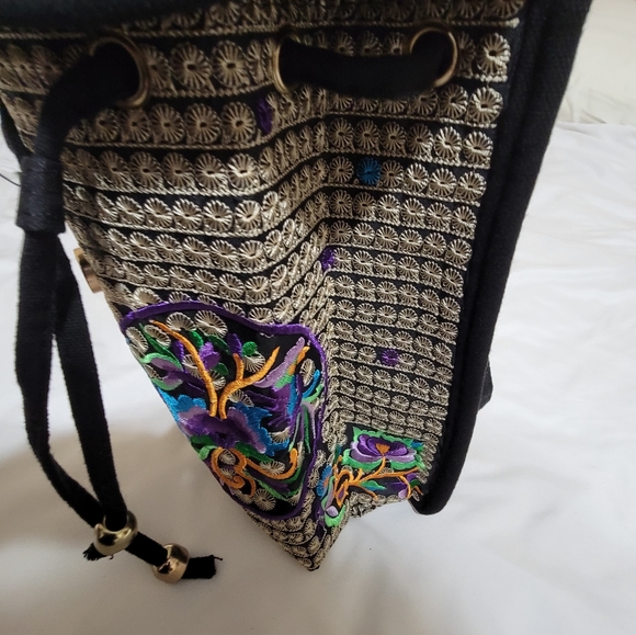 Backpack - Picture 7 of 8